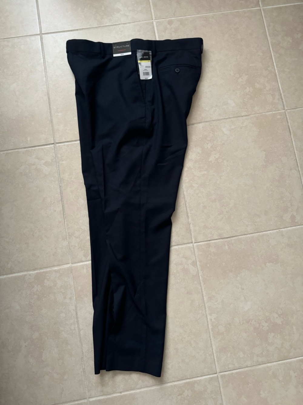 Structure Men's Dress Pants in navy blue size 38x32. New